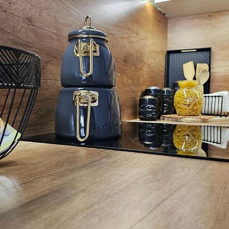 Value Living Apartment Феризово Екстериор снимка
